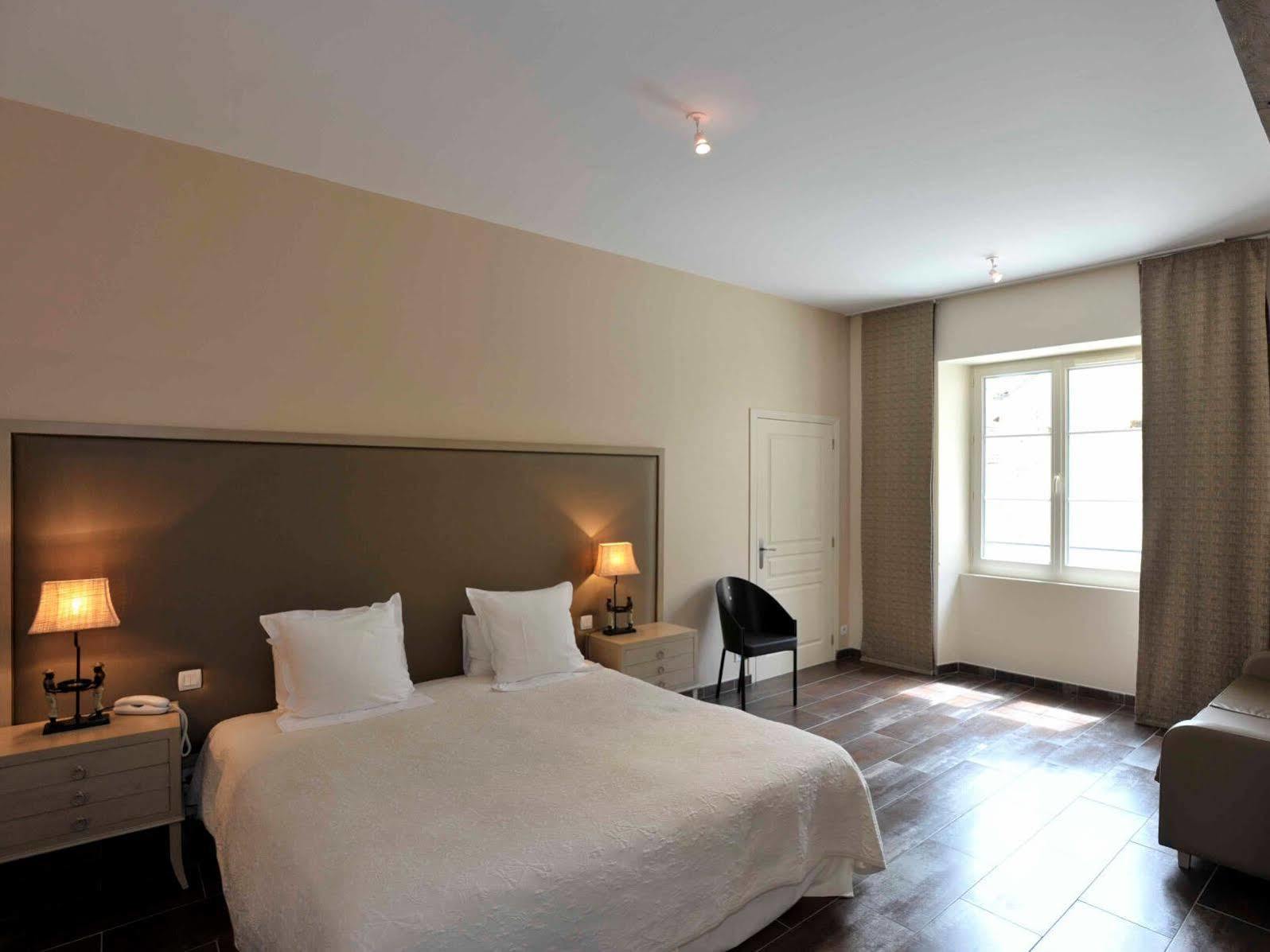 Le Marius Hotel Les Riceys Ngoại thất bức ảnh