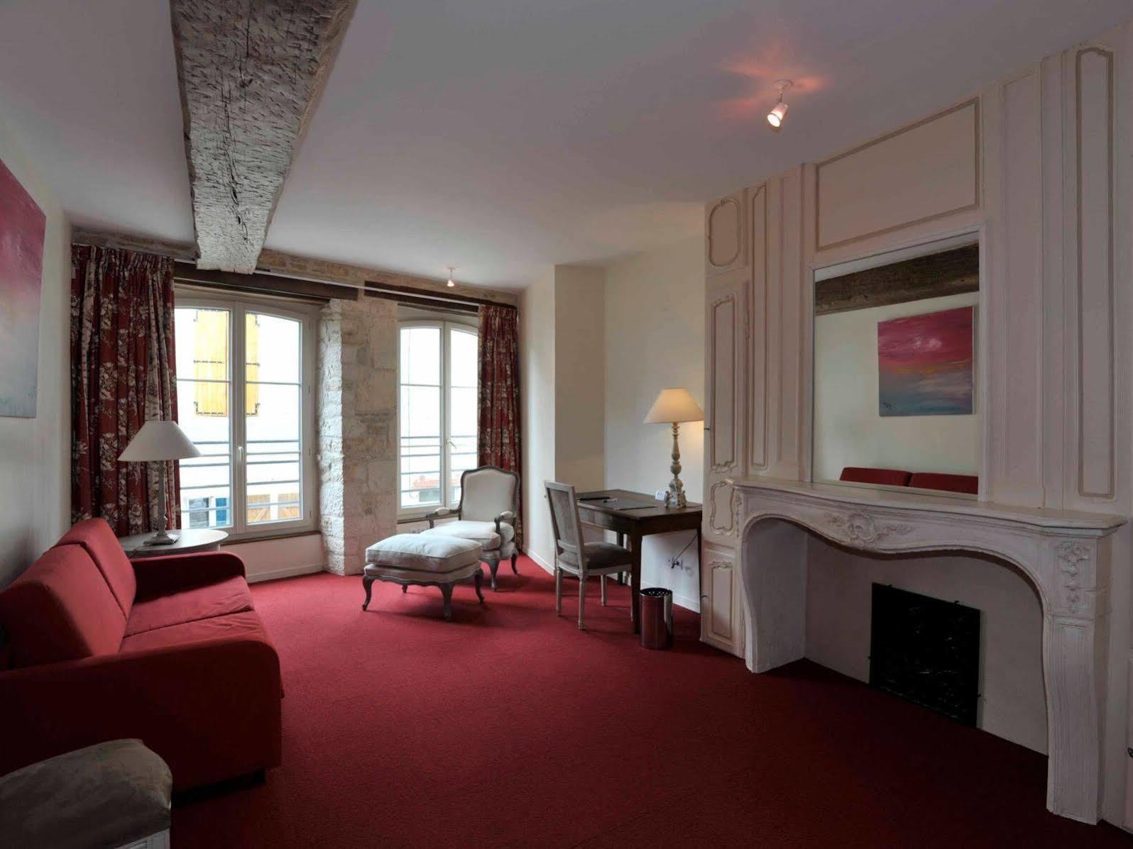 Le Marius Hotel Les Riceys Ngoại thất bức ảnh